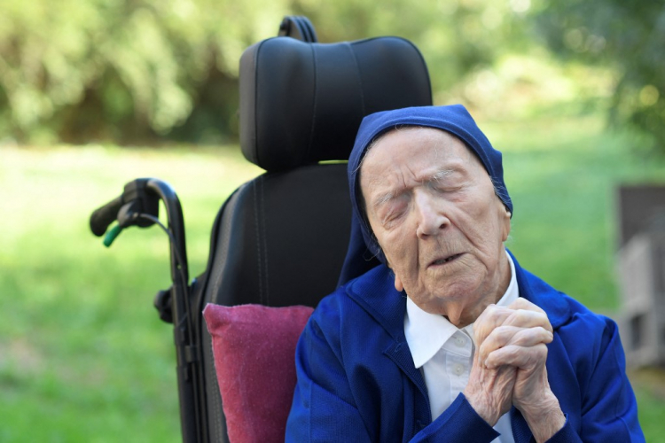 Aos 118 anos, falece na França a pessoa considerada como a mais velha do mundo