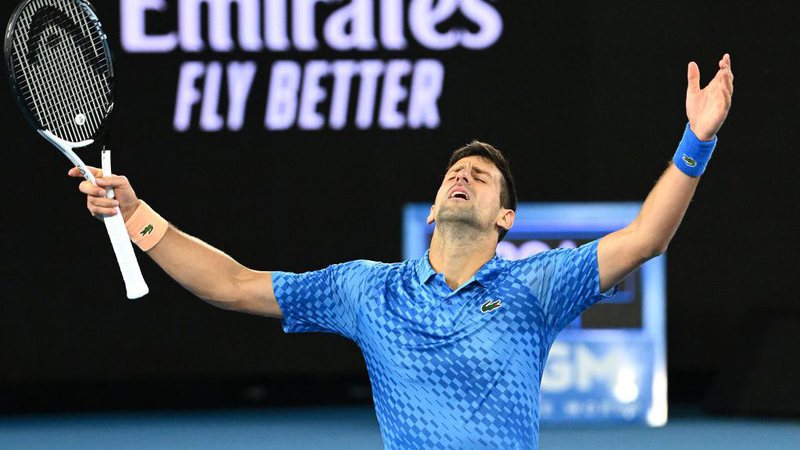 Mirando o topo do ranking, Djokovic segue firme na disputa do Australian Open