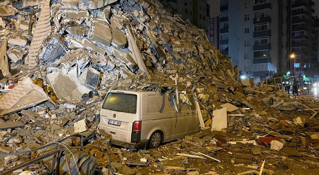 Forte terremoto atinge região entre a Turquia e a Síria