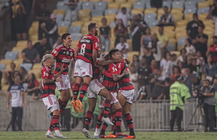 Com dois gols de Ayrton Lucas, Flamengo goleia Vasco por 4 a 1 no Maracanã