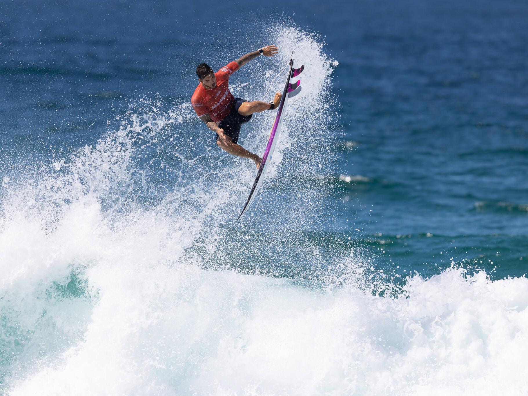 #WSL: após uma semana sem ondas, etapa de Saquarema volta e tem Gabriel Medina e Tatiana Weston-Webb eliminados