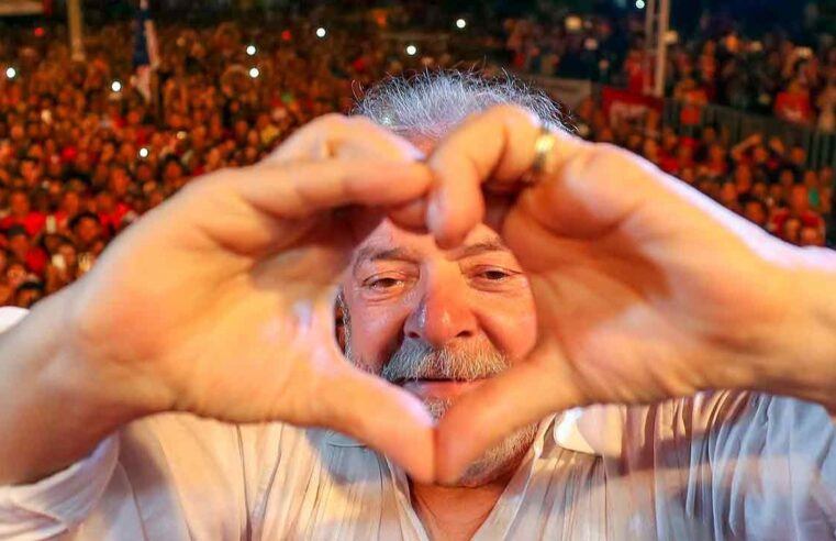 No Dia dos Namorados, solteiros cobram “Ministério do Amor” ao presidente Lula