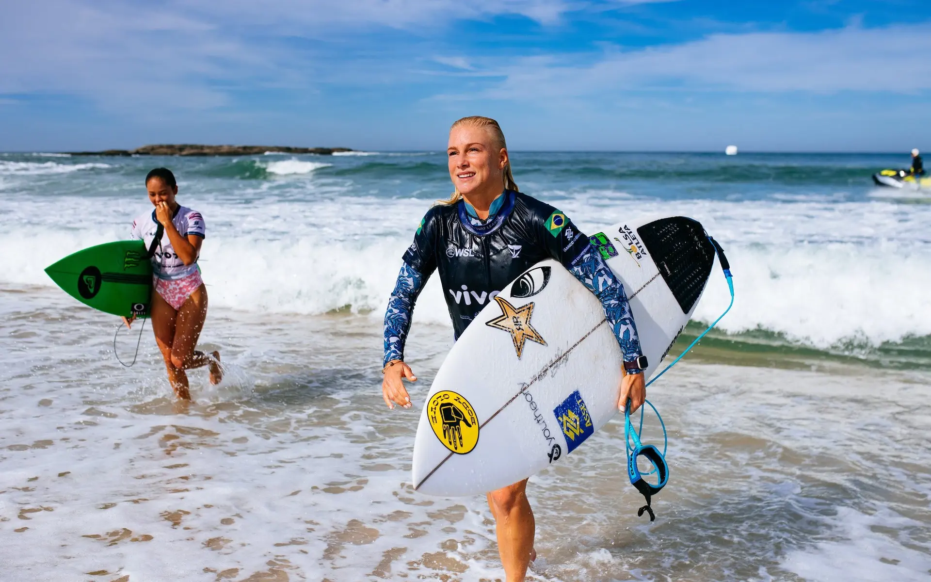 Etapa da WSL Saquarema Vivo Rio Pro é adiada por falta de ondas