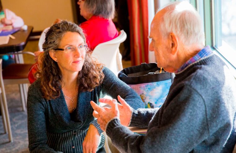 A Demência de Alzheimer e a conexão com quem vive a doença