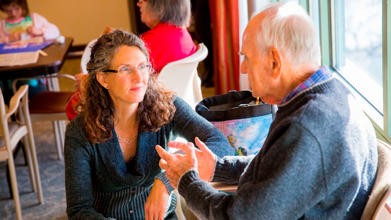A Demência de Alzheimer e a conexão com quem vive a doença