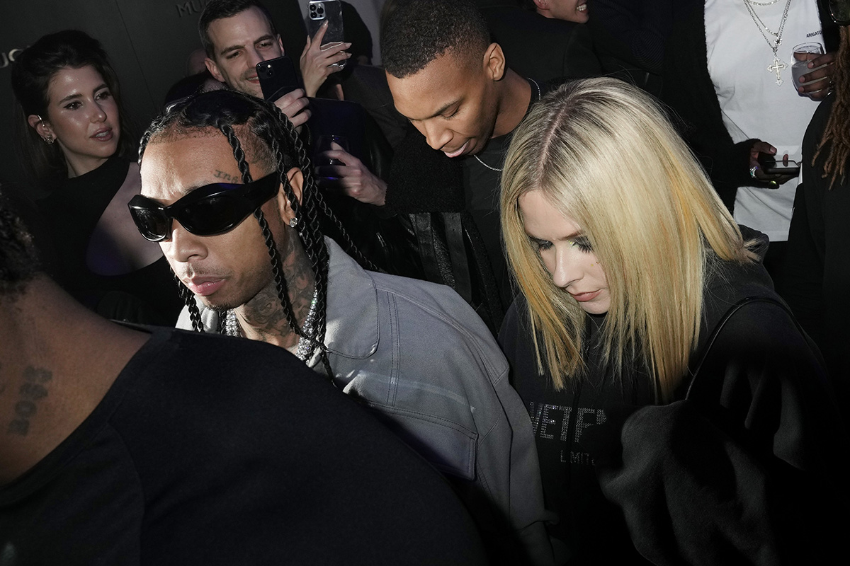 Avril Lavigne e Tyga terminam relacionamento