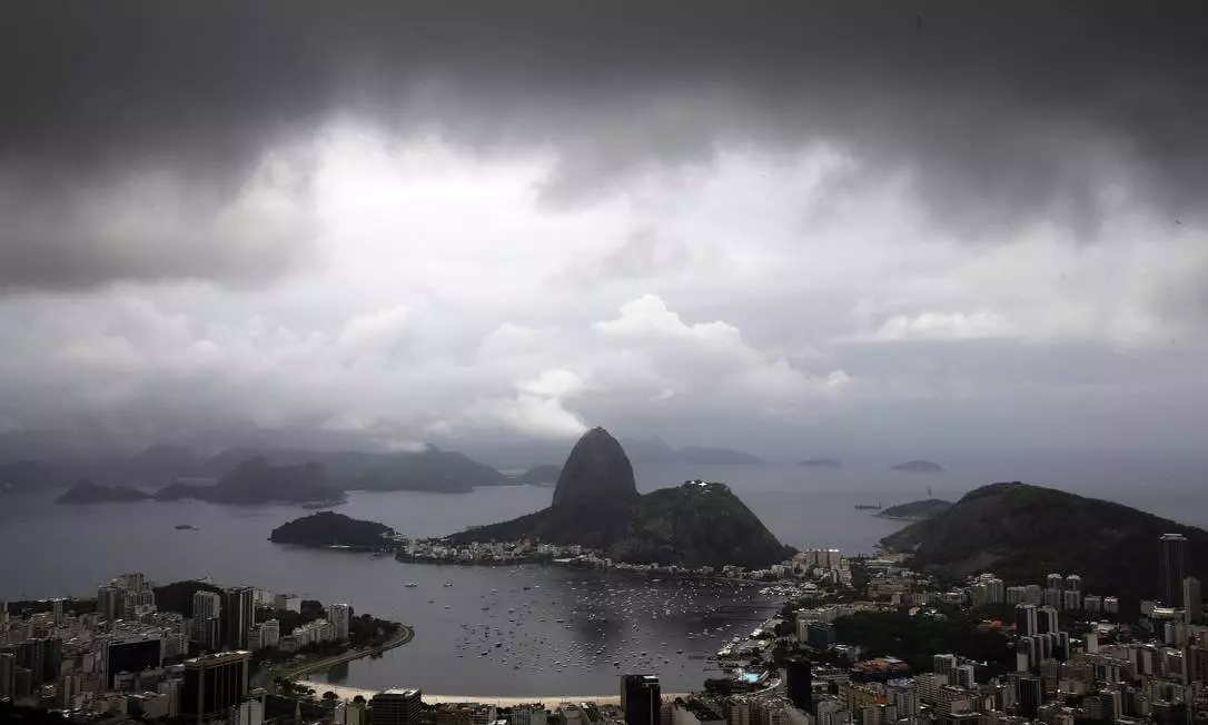 Frio de Janeiro: Estado tem previsão de frente fria, fortes ventos e ressaca a partir de hoje