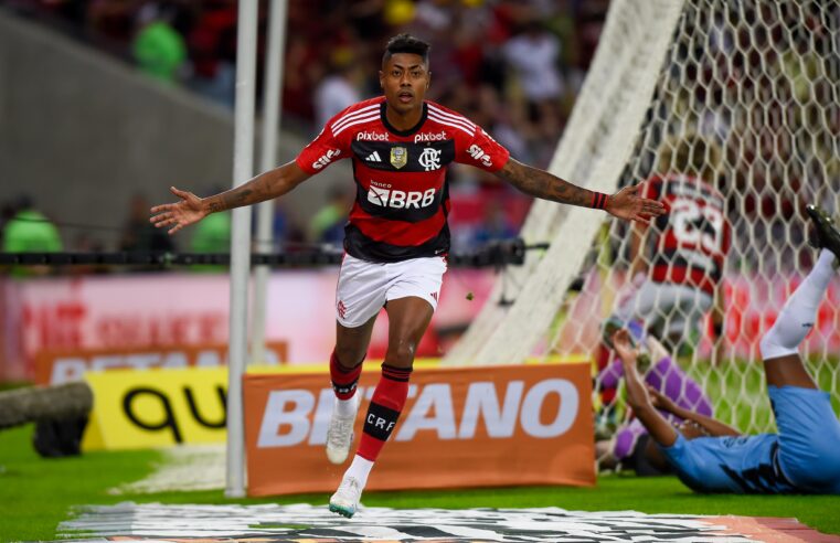 #CopadoBrasil: Bruno Henrique é decisivo e Flamengo vence por 2 a 1 o jogo de ida contra Athletico-PR, no Maracanã