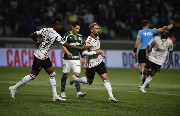 #Brasileirão: Com gols de Dudu e Arrascaeta, Flamengo e Palmeiras empatam em 1 a 1, no Allianz Parque