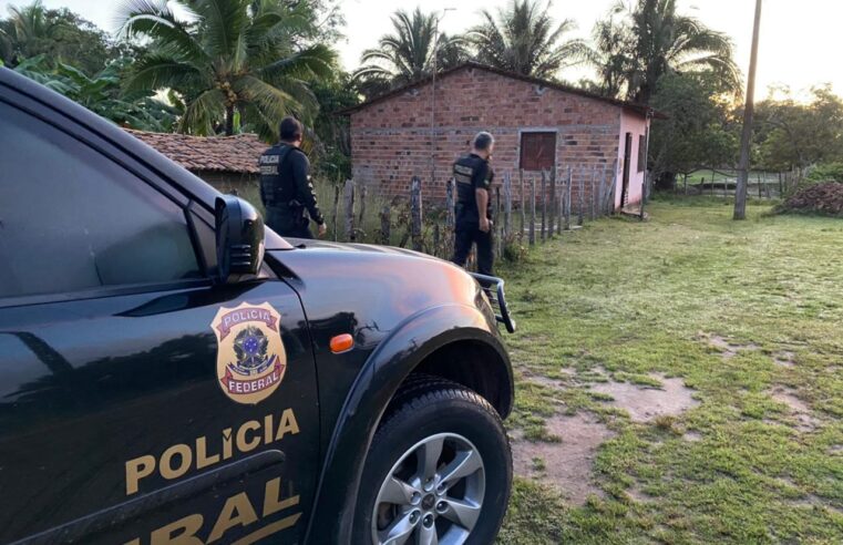 Polícia Federal prende 17 suspeitos de integrar quadrilha que trocava malas no aeroporto de Guarulhos para traficar drogas