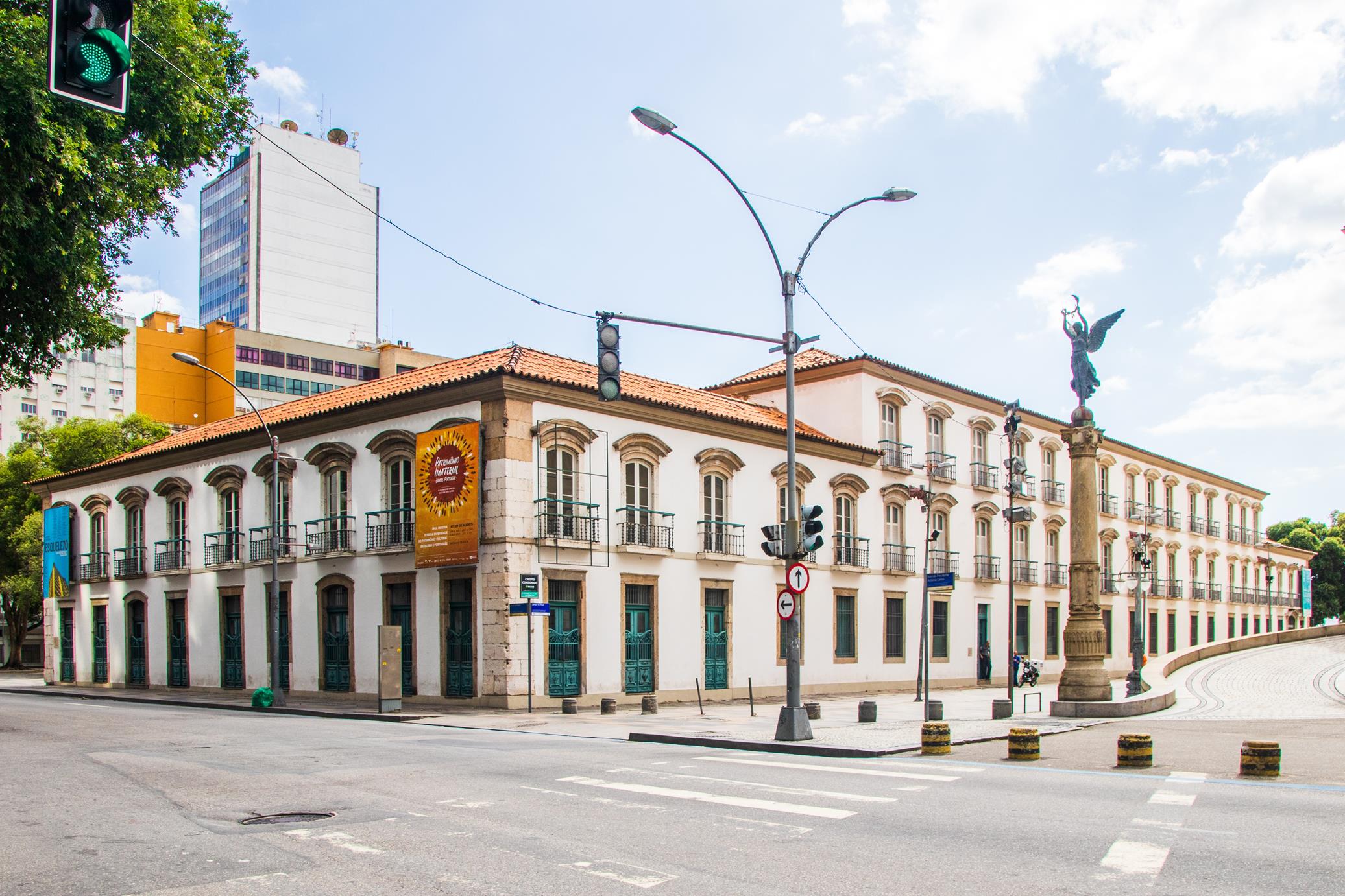 Praça XV de Novembro foi palco de importantes acontecimentos históricos e tem o título de praça mais antiga do Rio