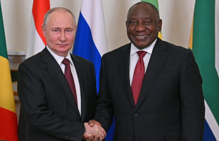 Presidente da África do Sul diz que prender Putin seria uma declaração de guerra contra a Rússia