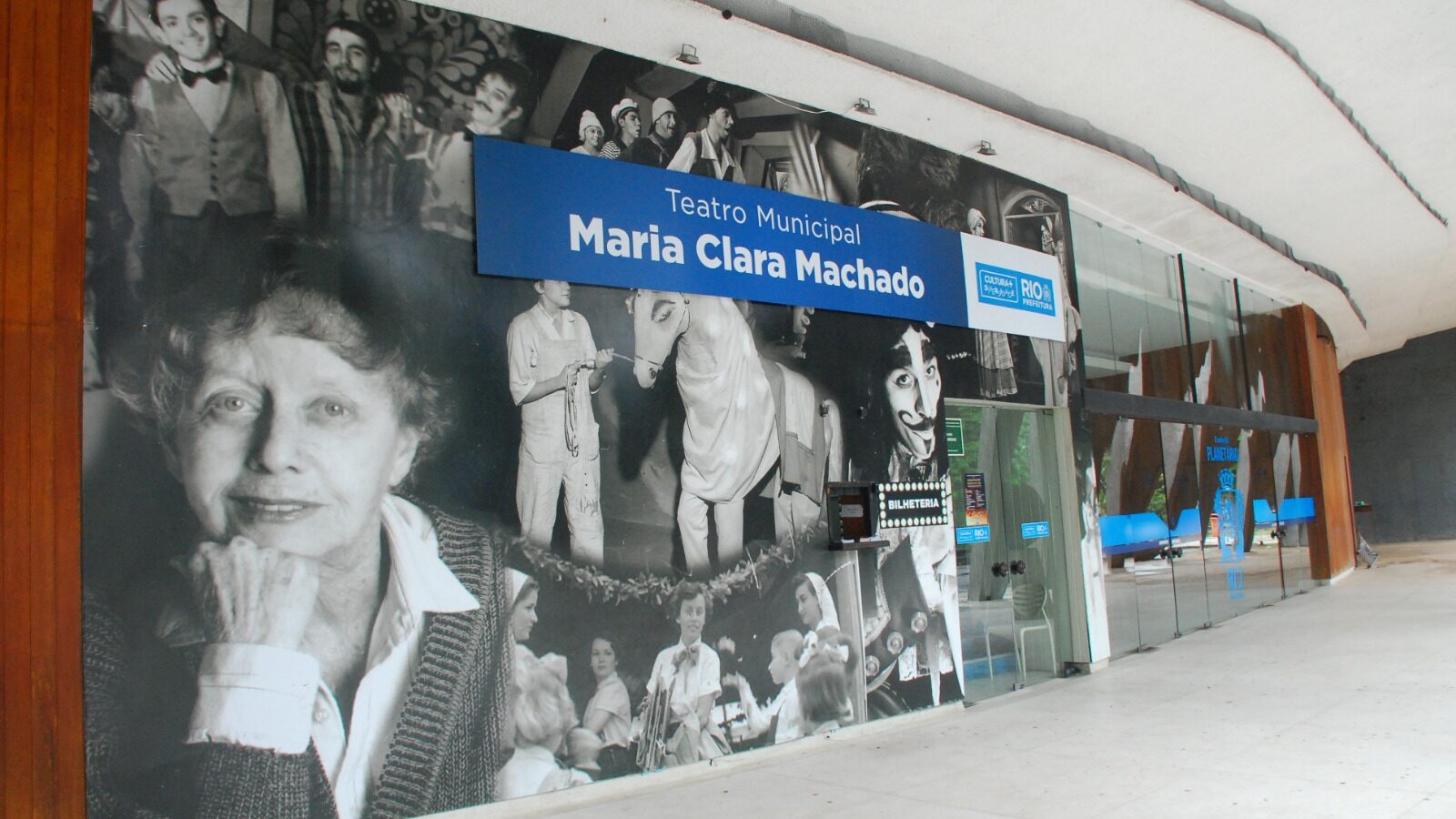 Teatro Maria Clara Machado foi renomeado para Municipal Domingos de Oliveira