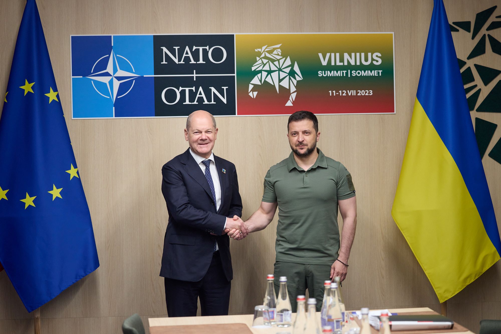 Presidente ucraniano critica falta de prazo para seu país entrar na OTAN e pede mais armamentos