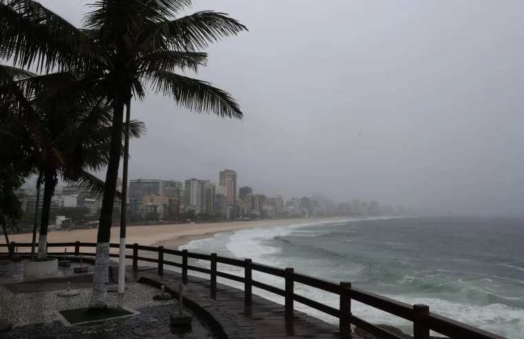 #ClimaonbusRJ: capital tem previsão de chuva e céu nublado para o fim de semana