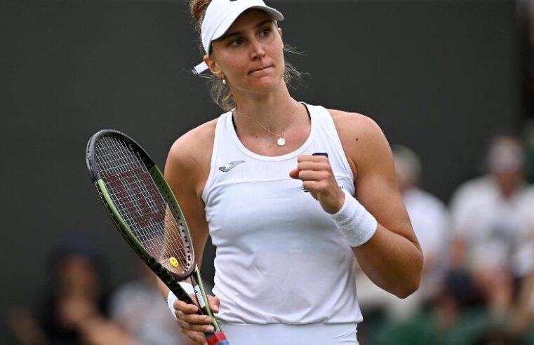 Bia Haddad passa para as oitavas em Wimbledon após vencer a romena Sorana Cristea por 6/2 e 6/2