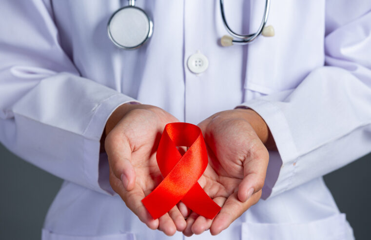 Homem suíço se torna o sexto paciente a ficar curado do HIV