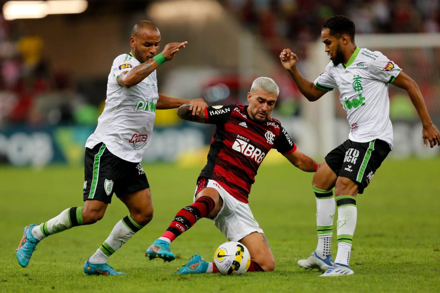 Interdição para jogo entre Flamengo e América-MG, pelo Brasileirão, no Maracanã