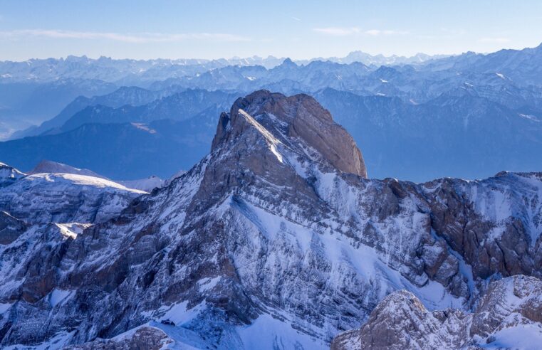 Corpo de alpinista desaparecido é encontrado na Suíça depois de 37 anos