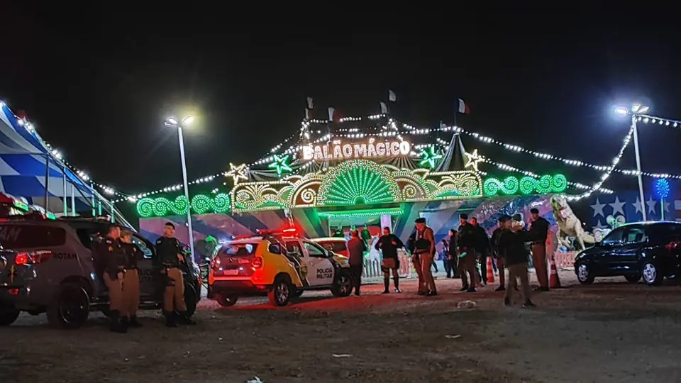 Atirador invade circo e dispara contra homem em Curitiba