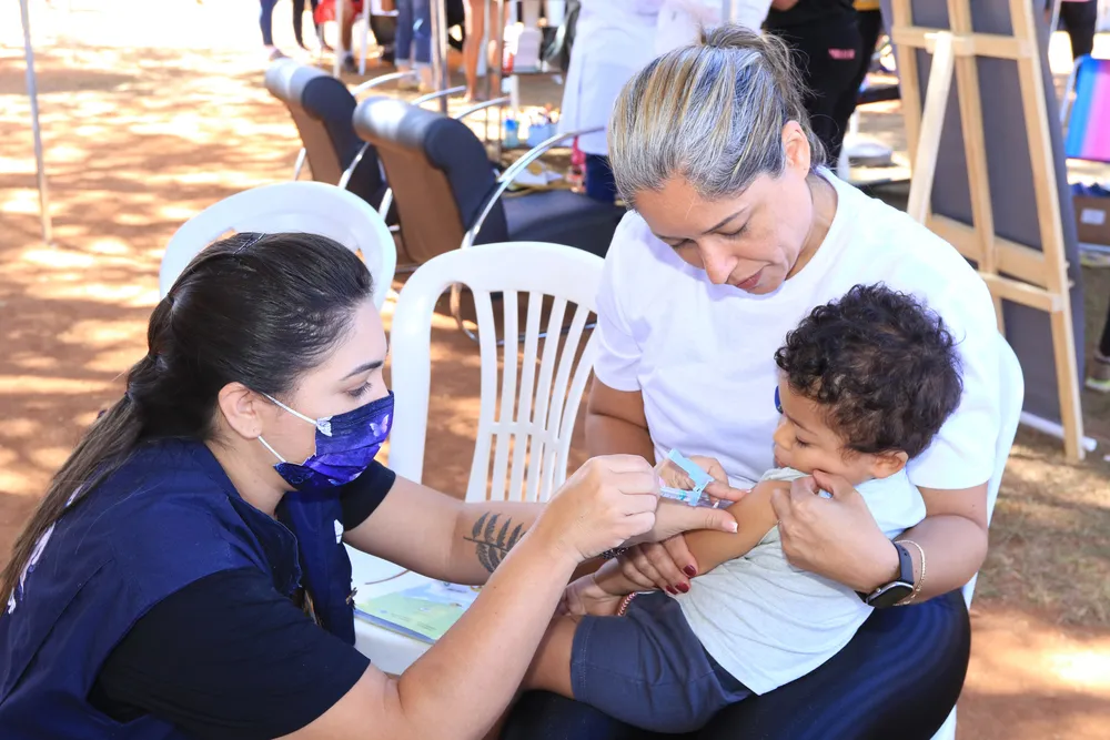 DF e ES têm campanha de vacinação para crianças e adolescentes no fim de semana