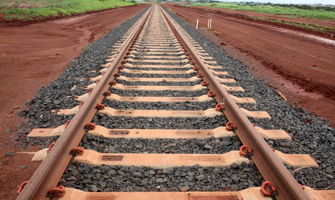 Alerj cria comissão parlamentar para incentivar malha ferroviária de carga