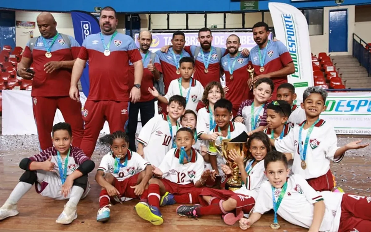 Filho mais novo de Marcelo conquista primeiro título na base do Fluminense