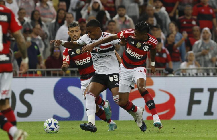 #Brasileirão: Flamengo empata em 1 a 1 com o São Paulo e cai pra 3°