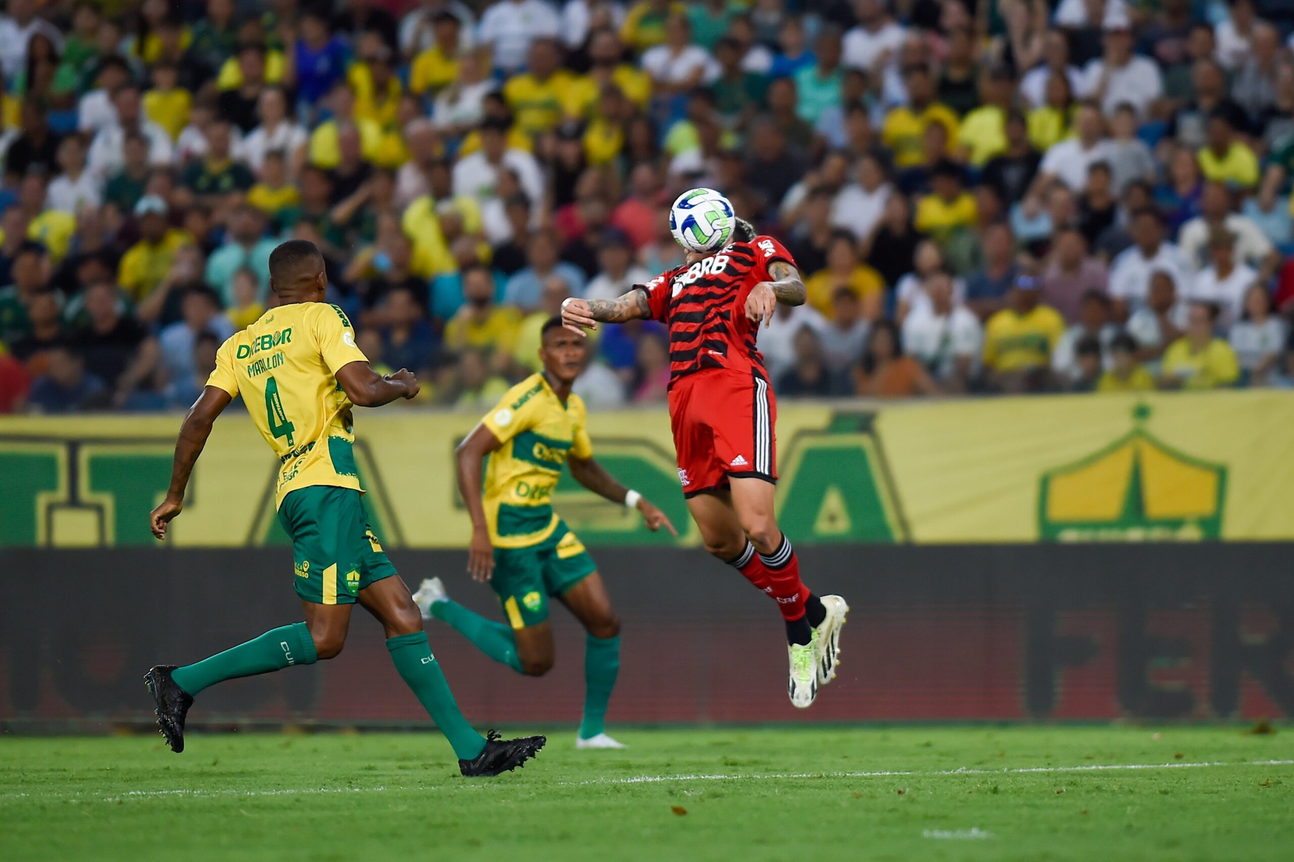 #Brasileirão: Flamengo é goleado pelo Cuiabá em 3 a 0 com gol de Deyverson