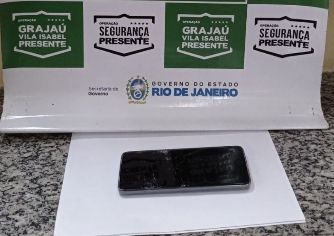 Menor é flagrado furtando celular de passageiro em Táxi no Grajaú