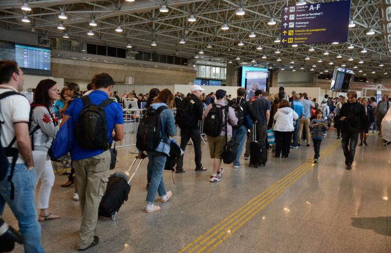 Prefeitura estipula tarifa máxima para ônibus executivos do aeroporto do Galeão