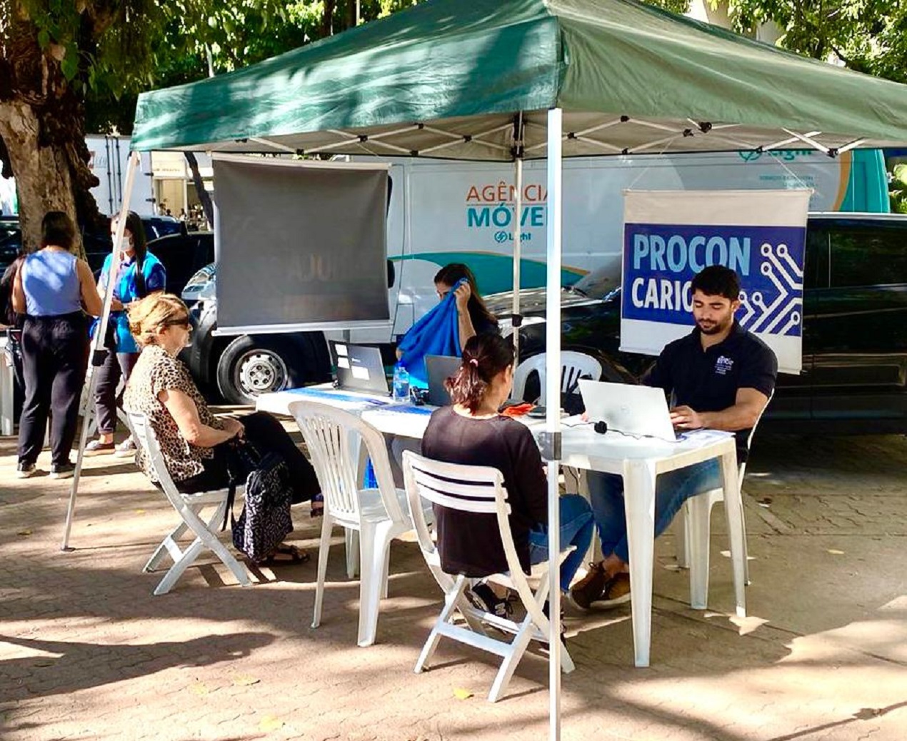 Procon nos Bairros leva atendimento móvel itinerante à Barra da Tijuca