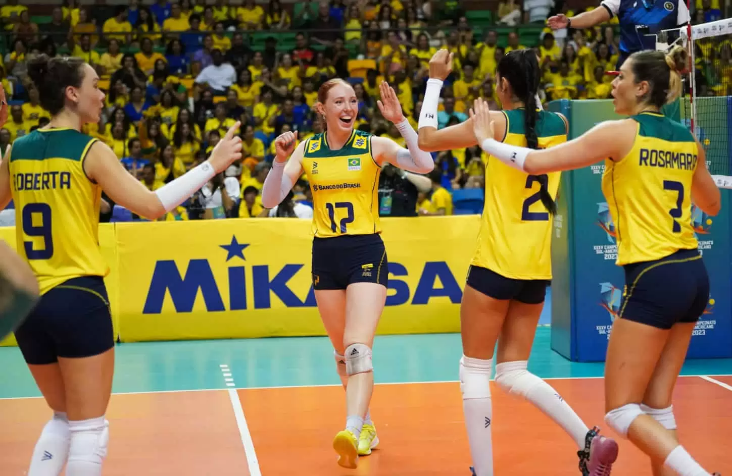 Seleção de vôlei feminina vence o Peru e é campeã do sul-americano