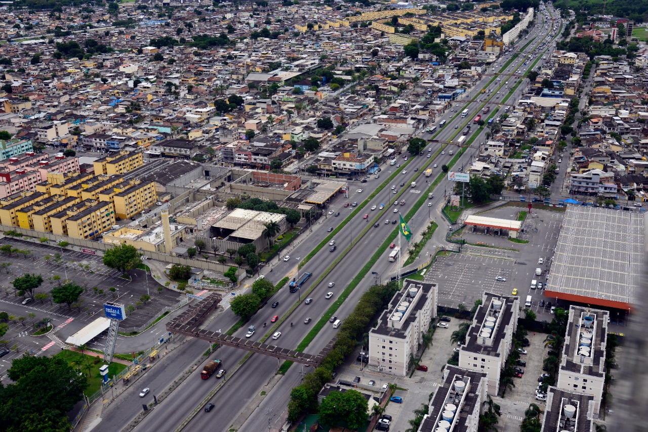 Avenida Brasil terá novas interdições para obras da Transbrasil