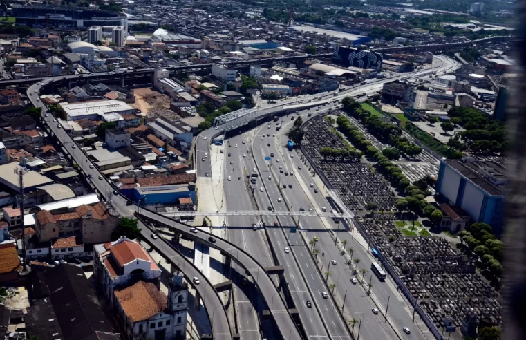 Nova agulha na Av. Brasil reduz em 15% o número de veículos na pista lateral