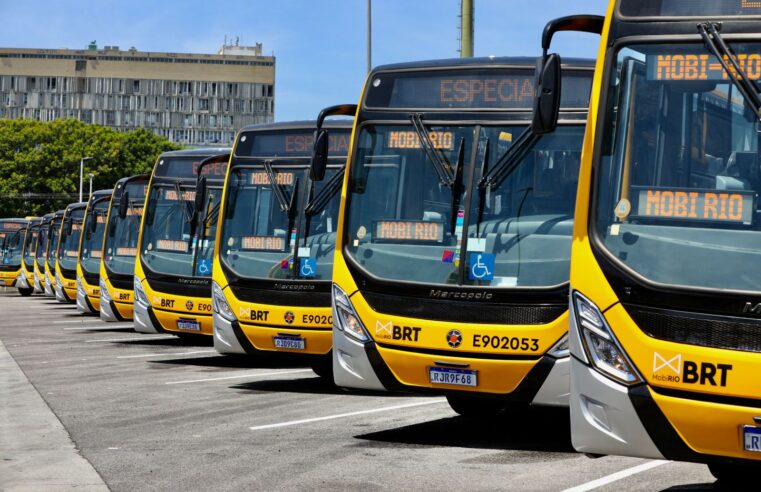 Prefeitura do Rio formaliza contrato de R$646 milhões para a compra de novos ônibus do BRT