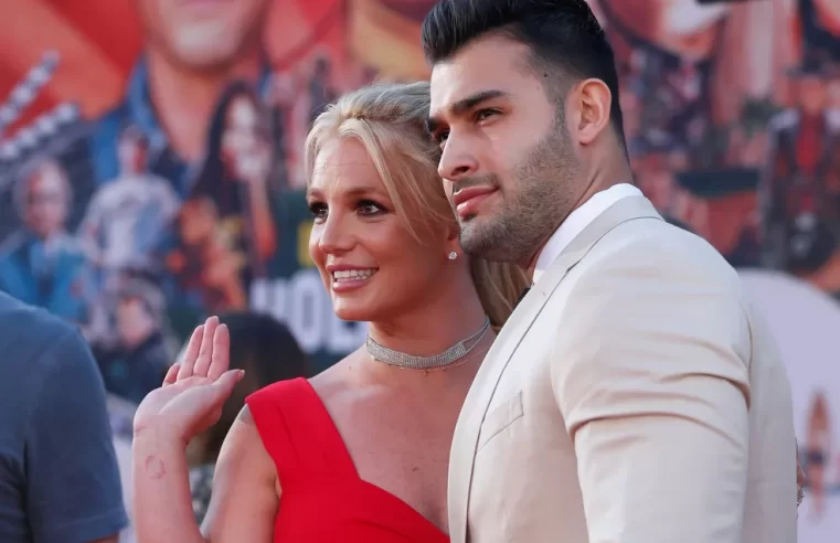 Britney Spears e Sam Asghari anunciam a separação