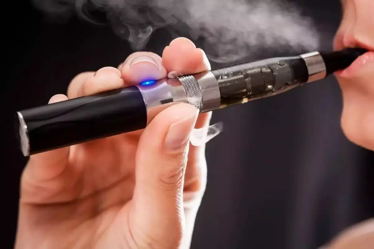 Uso de ‘vape’ aumenta risco de uso de maconha e álcool em jovens, diz pesquisa