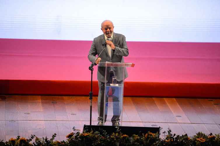 Lula lança novo PAC com previsão de R$ 1,68 trilhão em investimentos