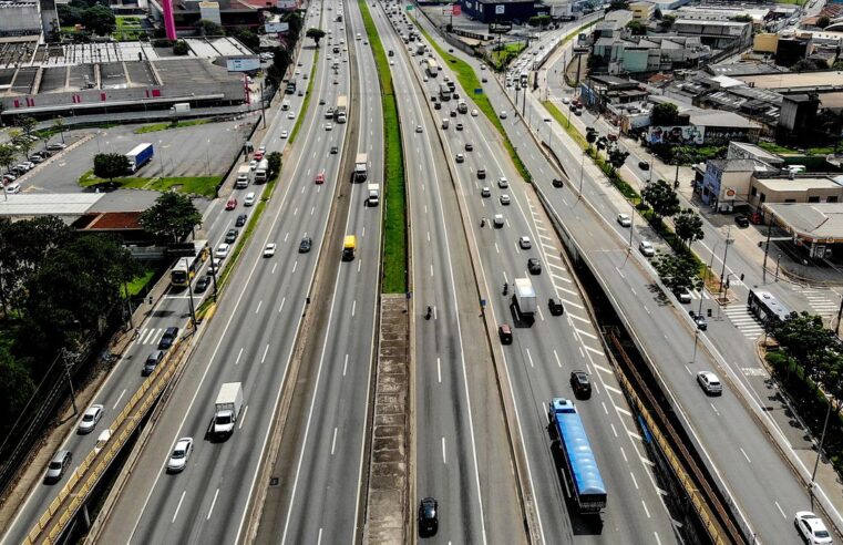 Dutra e Rio-Santos terão 630 km de internet, segundo CCR