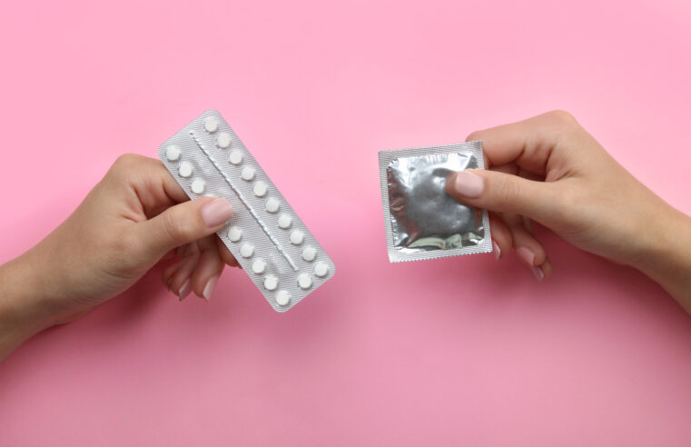 Pílula e preservativo são os métodos contraceptivos mais usados entre as jovens