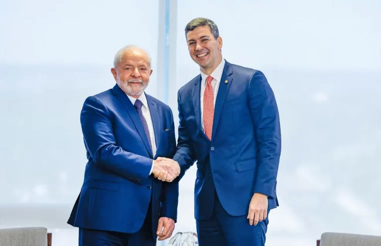 Lula participa da cerimônia de posse do novo presidente do Paraguai