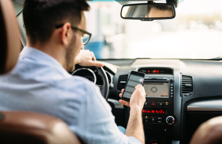 Proposta obriga motoristas de aplicativo chamarem por socorro para passageiros