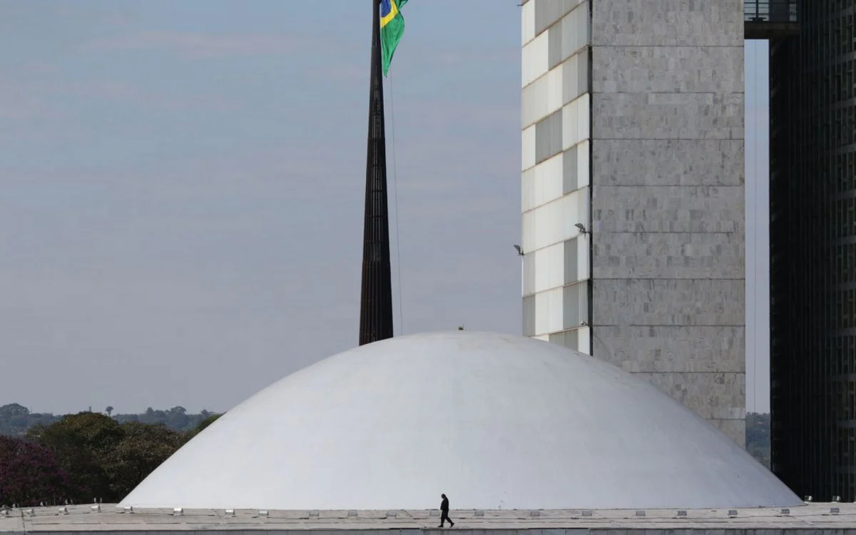 Proposta que assegura recursos para atender calamidades é aprovada pelo senado