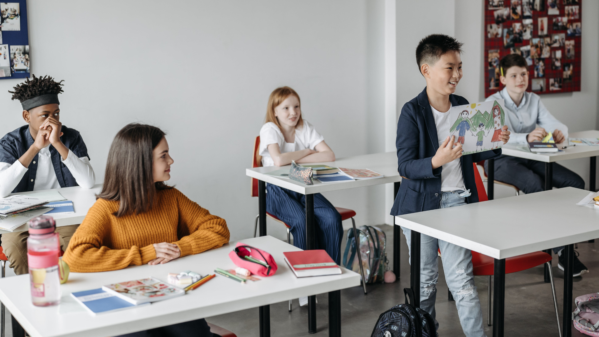 #DiaMundialdaAlfabetismo: no Brasil, o 8 de setembro visa a melhora no ensino básico