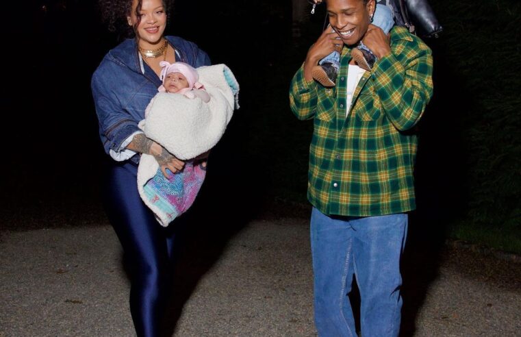 Rihanna e Asap Rocky mostram pela primeira vez seu filho caçula