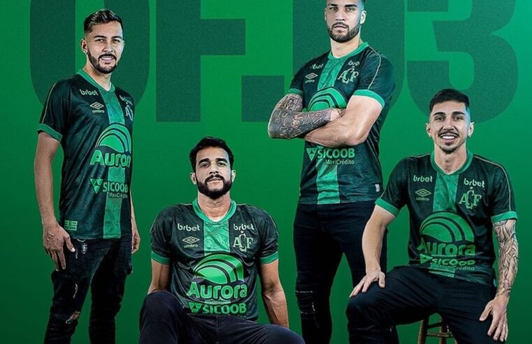 Novo uniforme da Chapecoense é inspirada na camisa do título Sul-Americano