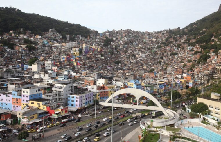 Prefeitura do Rio oferece serviços de utilidade pública na Rocinha nesta sexta-feira (16)