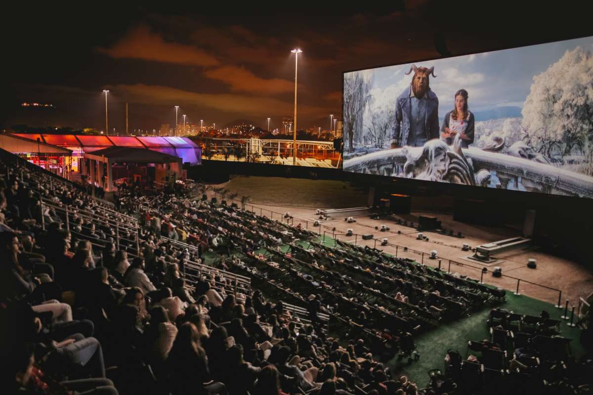 Cinema ao ar livre com tela de 325 metros retorna ao Rio de Janeiro em outubro