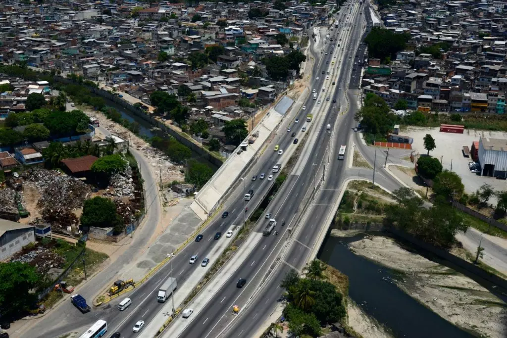 Avenida Brasil é interditada para obras do Programa Asfalto Liso nesta semana